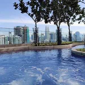 Infini Suites@ The Robertson Bukit Bintang Apartment