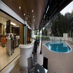 Oakwood Hotel & Residence Kuala Lumpur
